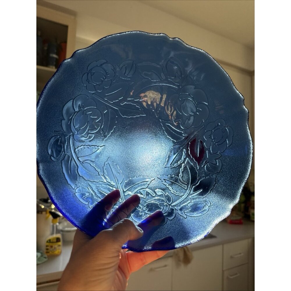 Arcoroc France Blue Glass Floral Scalloped Serving Salad Bowl Cobalt - Picture 12 of 14